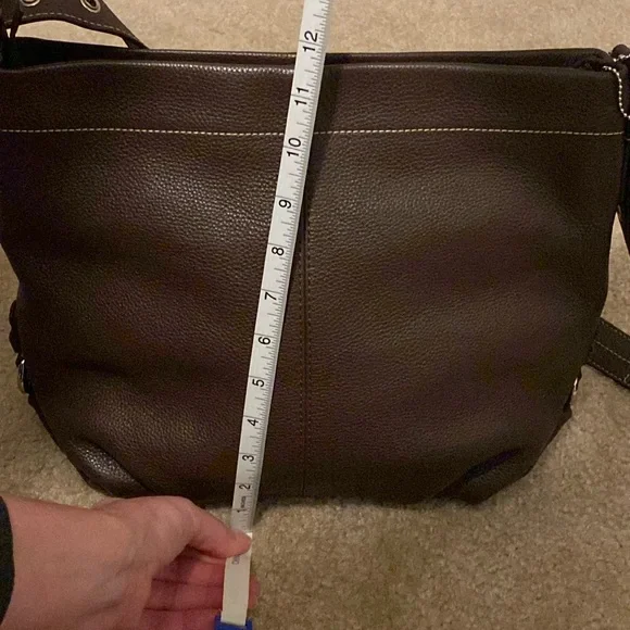 Coach Brown Leather Shoulder Bag with Hobo Silhouette - Picture 15 of 16